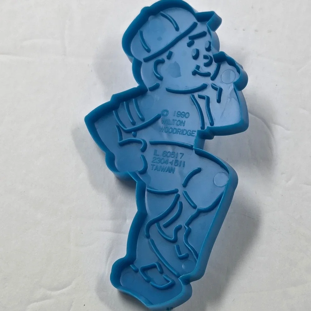Vintage 1990 Wilton Baseball Cookie Cutters Set of 4 Blue Plastic 2304-1511
